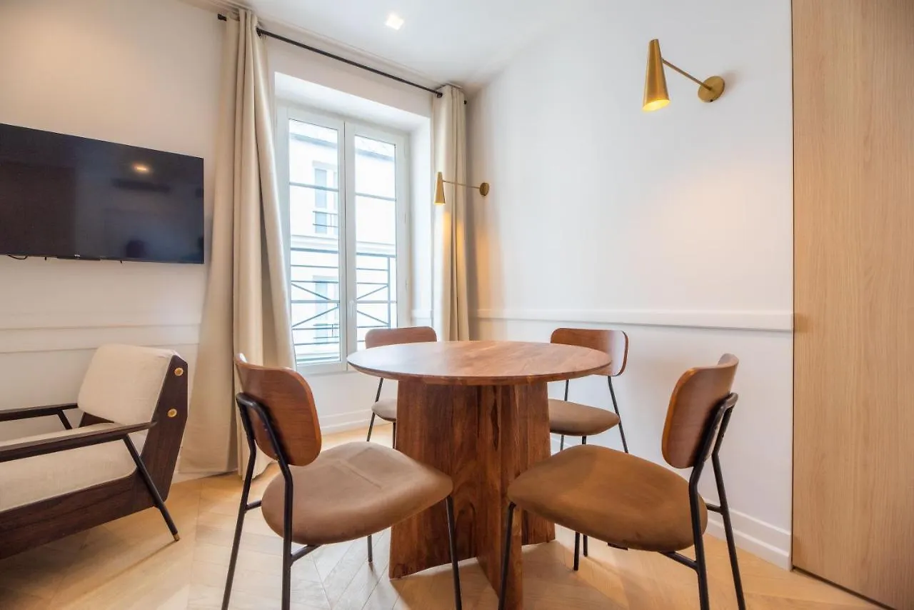 Nievre Residence Paris 0*,