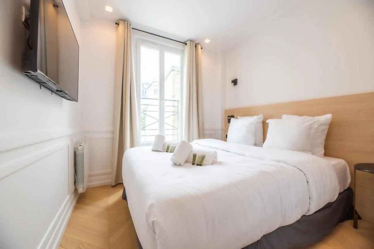 Nievre Residence Paris 0*,  France